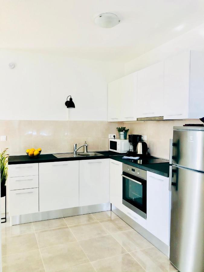 Villa Dani Sea & Pool Apartments تروغير المظهر الخارجي الصورة