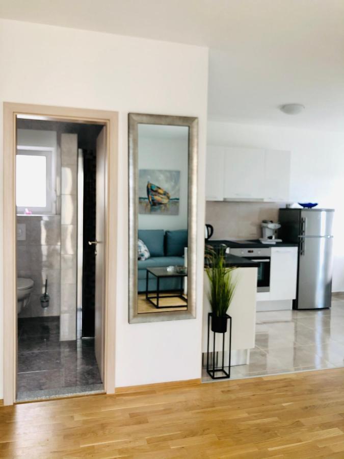 Villa Dani Sea & Pool Apartments تروغير المظهر الخارجي الصورة