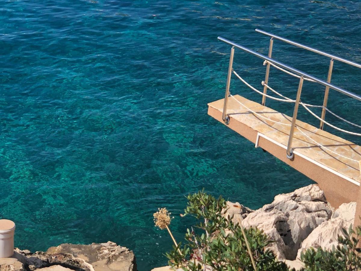 Villa Dani Sea & Pool Apartments تروغير المظهر الخارجي الصورة