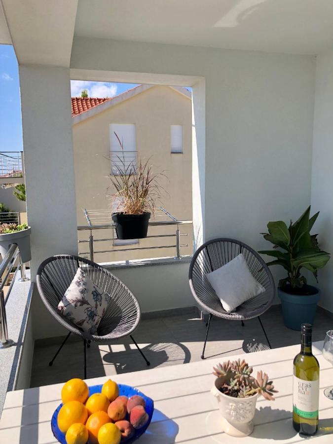 Villa Dani Sea & Pool Apartments تروغير المظهر الخارجي الصورة